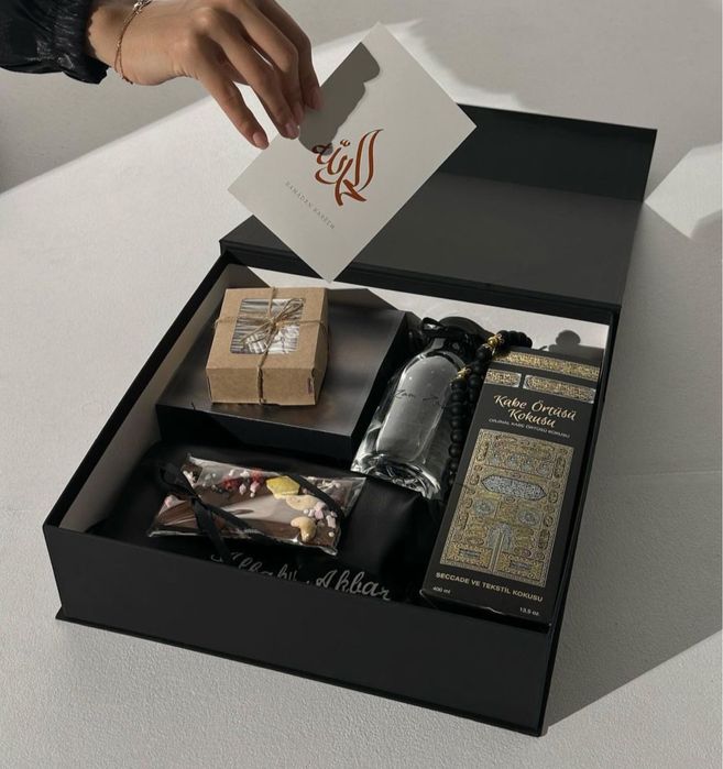 Изготовление коробок, упаковок, наклейк