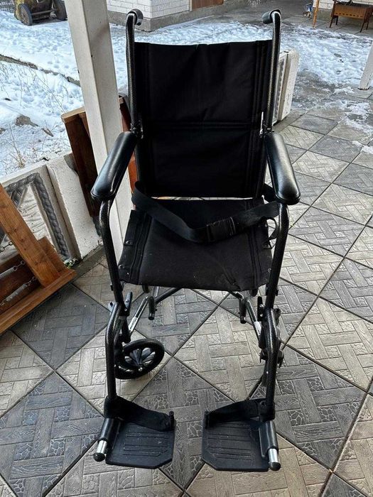 Инвалидная коляска