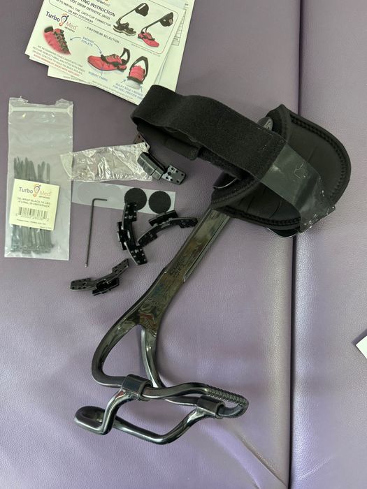 Orteză dinamică pentru picior – suport flexie dorsală (post-AVC)