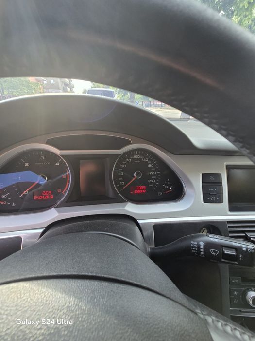 Audi A6 C6 an 2011 avant motor 2.0  175 cai
