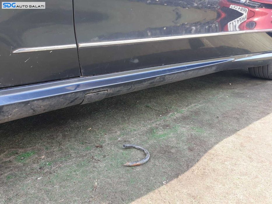 Set Praguri Ornamente Plastic Stanga Dreapta AMG Mercedes Clasa E Class W212 2009 - 2016 [C4980] [C4981]