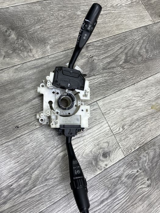 Гитара Митсубиси