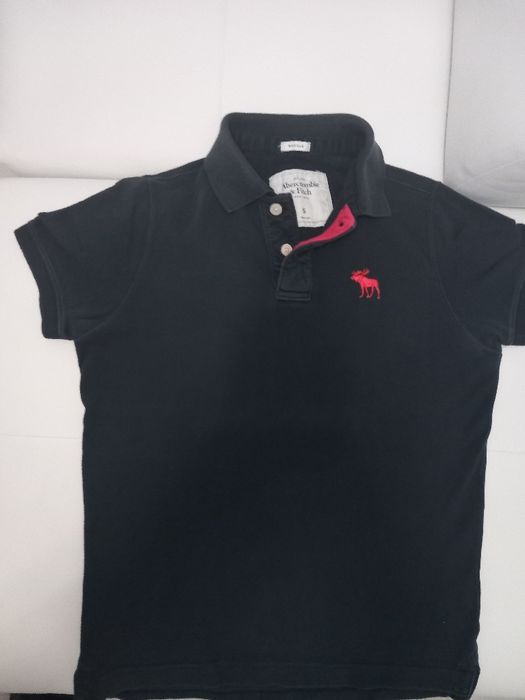 Vând tricou polo Abercrombie &Fitch, în stare buna,original.Marimea S