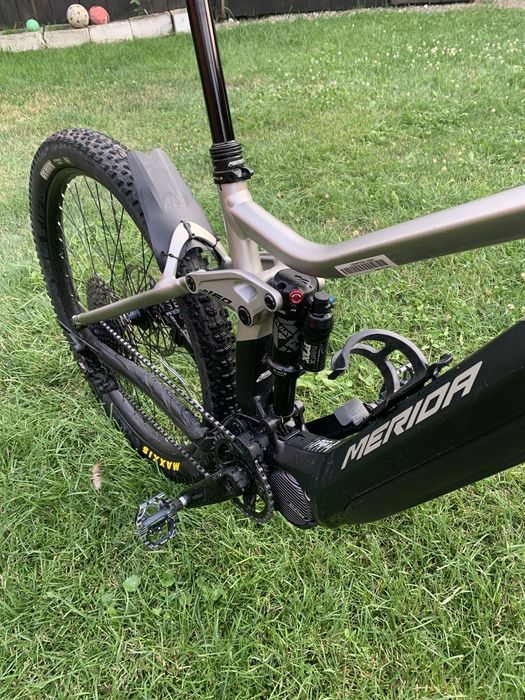 Bicicleta electrica Merida  700