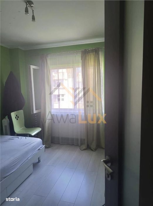 Apartament 3 camere de vanzare, Garii