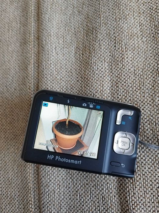 Camera foto video digitala HP Photosmart MZ 67 cu baterii AA