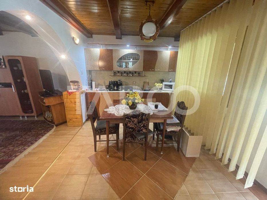 Casa individuala zona de munte 6 camere si teren 1030 mp Vale Sibiu