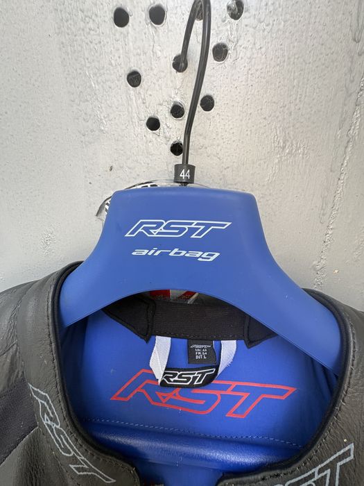 RST Podium Airbag цял кожен екип