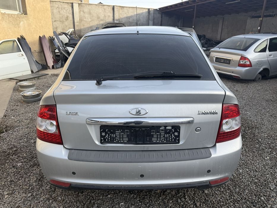 Разбор Приора Хетчбек год 2013 Люкс