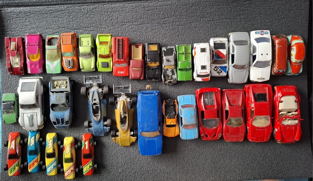 Лот метални колички - Matchbox,Hotwheels ,CCCR
