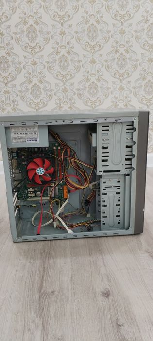 Компьютер 2007 года