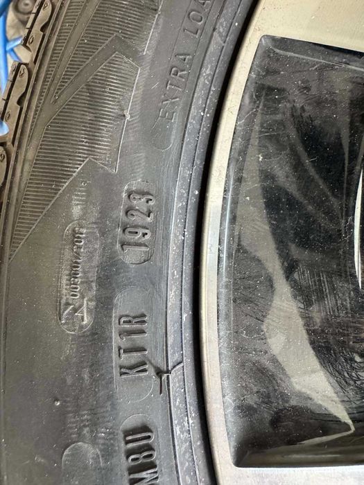 Джанти  с гуми оригинални MERCEDES 245/45R18