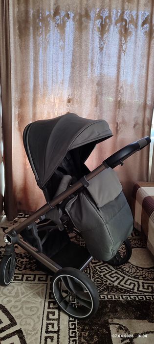 Коляска 2 в 1...