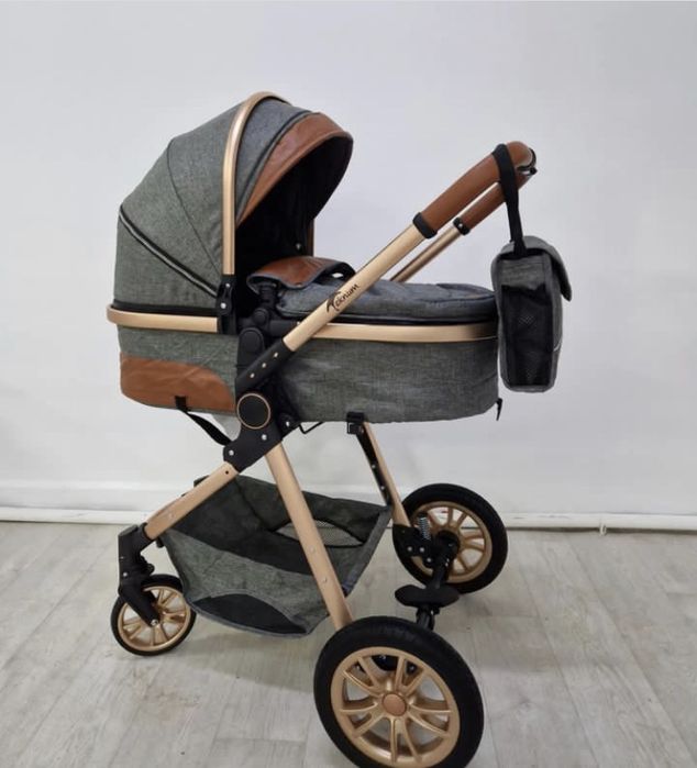 Детская коляска. в отличном состоянии