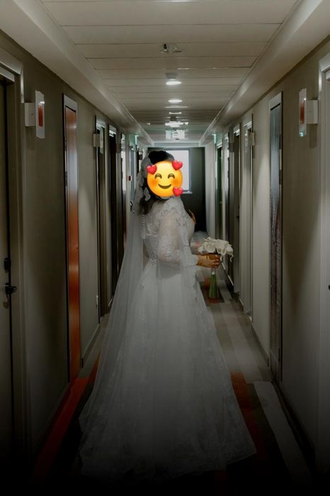 Продам свадебный платье .торг есть