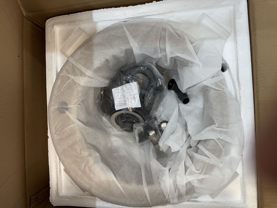 Мивка със смесител