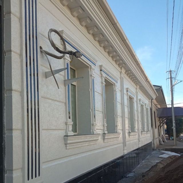 фасадный декор тяги карнизы коолоны фриз узор наличники балясины тумбы