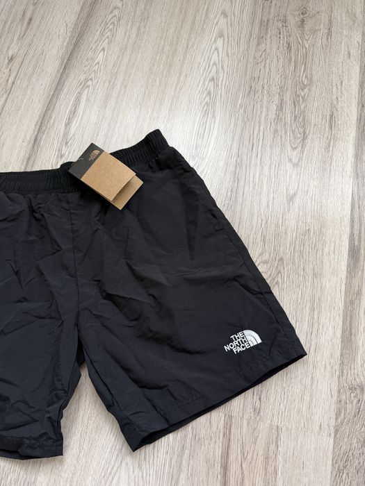 Pantaloni negri The North Face