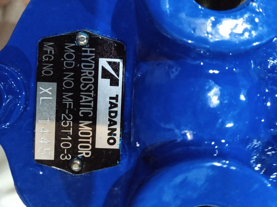 Гидромотор лебёдки КМУ Тадано