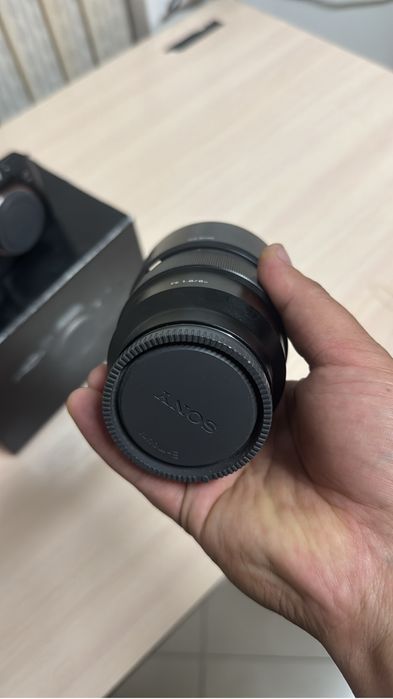 Sony FE85 mm 1.8 обектив