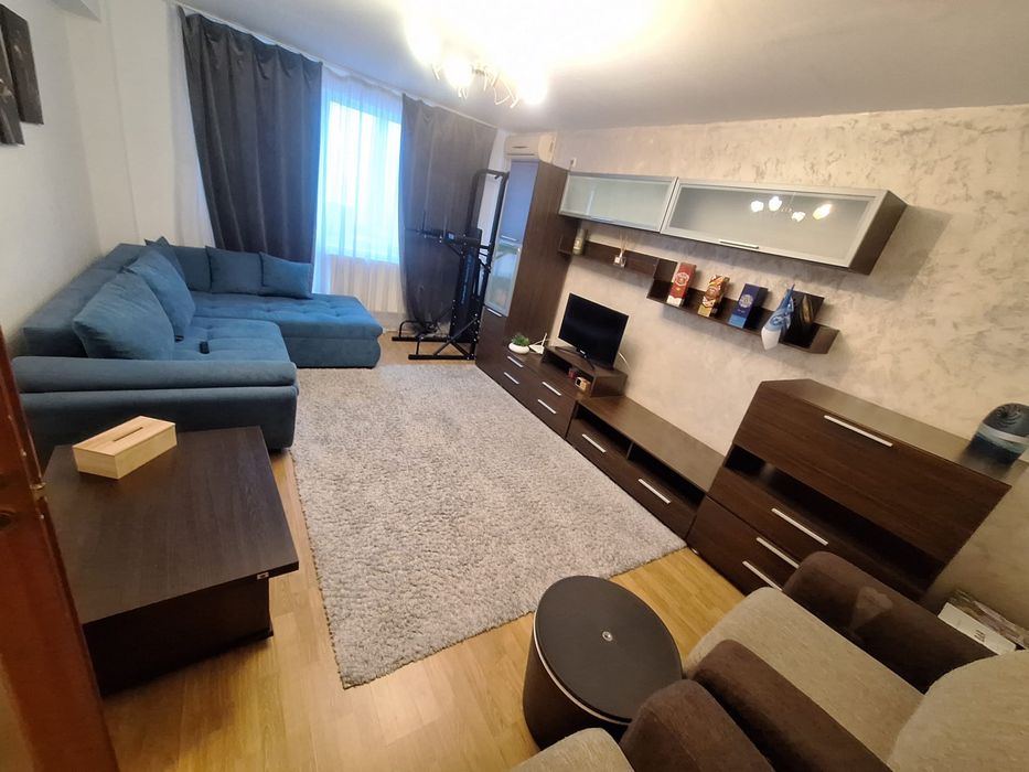 Apartament de inchiriat, 2 camere decomandate