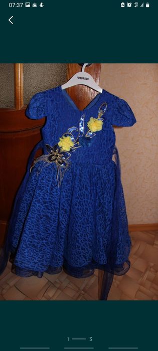 Продам платья для девочек