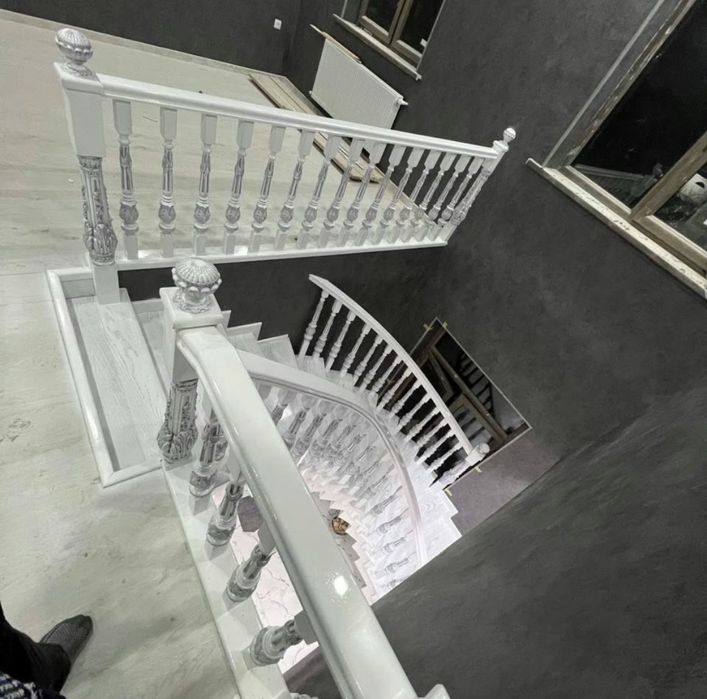 Sifatli zina poyalar o'rnatib beramiz