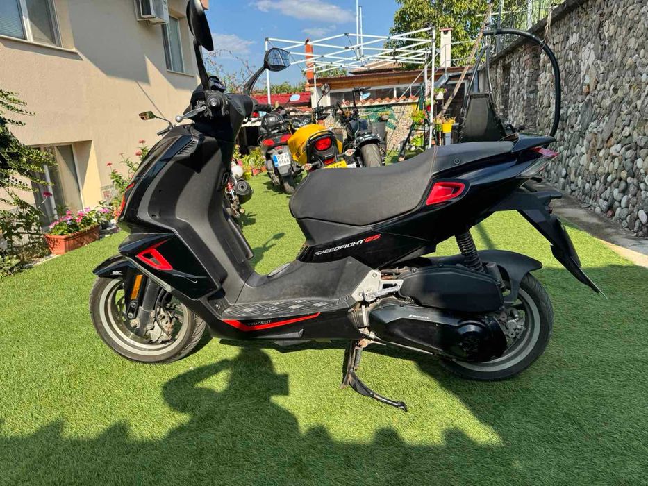 Peugeot Speedfight 4