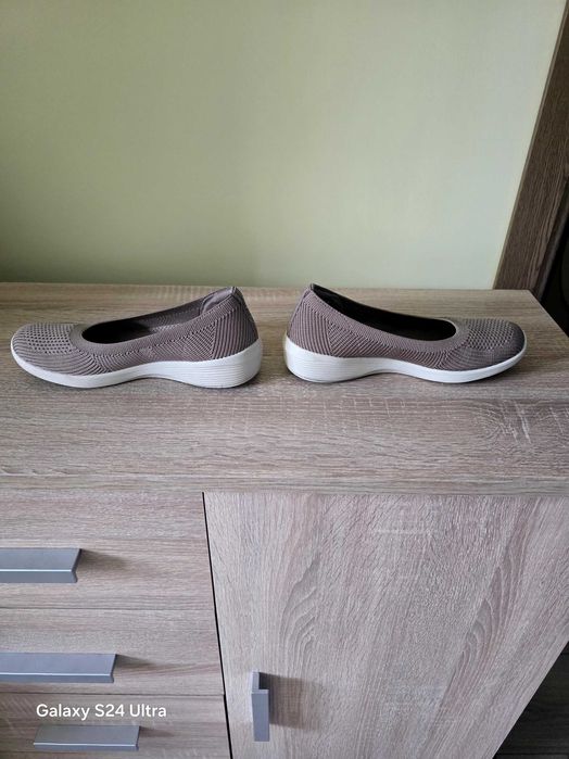 Balerin sport femei skechers damă nou ,mărimea 36