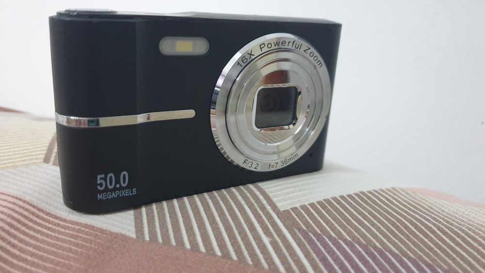 дигитална камера     50 МРх
