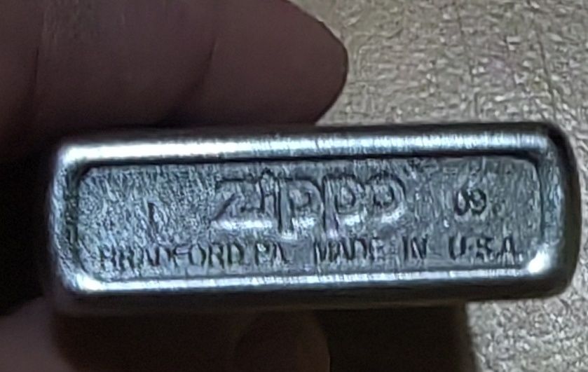 Bricheta Zippo 24335
