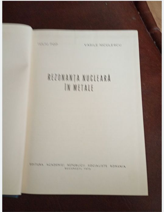 Rezonanta nucleară in metale