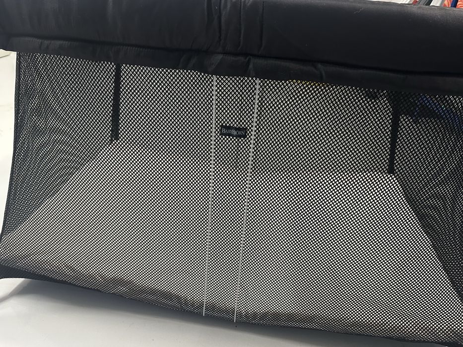 Сгъваемо легло BabyBjorn LIGHT, 74x112 см, Черно