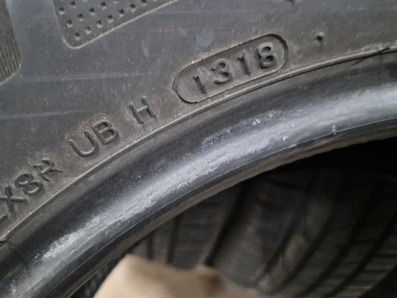 4 Hankook R17 235/65
летни гуми DOT1318