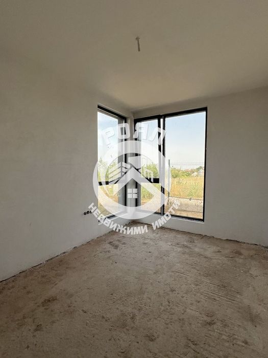 Продава се Къща в с. Брестник, Област Пловдив - 194 кв.м за 1341 €/кв.м - Снимка #10