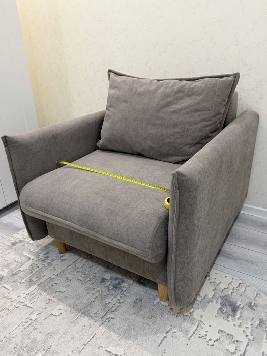 Продам Кресло + Пуф