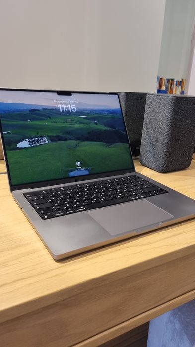 Macbook Pro M1, 16 [2022], 14 диагональ