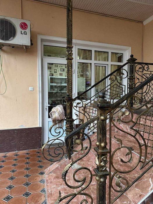 ПРОДАЕТСЯ угловой участок 5,17 сот, дом Узбекфильм, без маклер