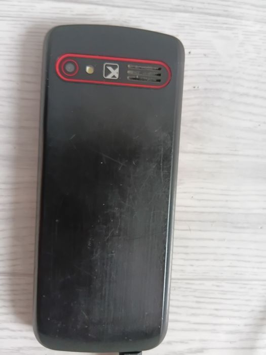 Продам телефон кнопочный