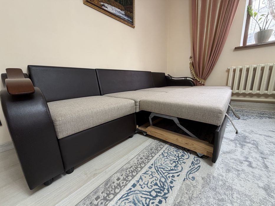 Мягкая мебель, диван