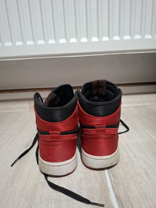 jordan 1 high satin bred