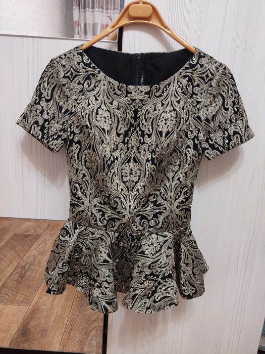 Продам  Isabel Garcia нарядную блузку