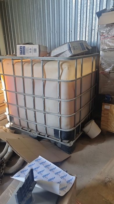 Подам еврокуб 1000 Б/У под химию