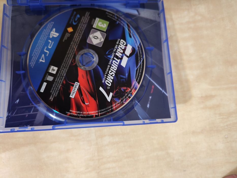 Vând joc Gran Turismo 7 PS4/PS5 aproape nou