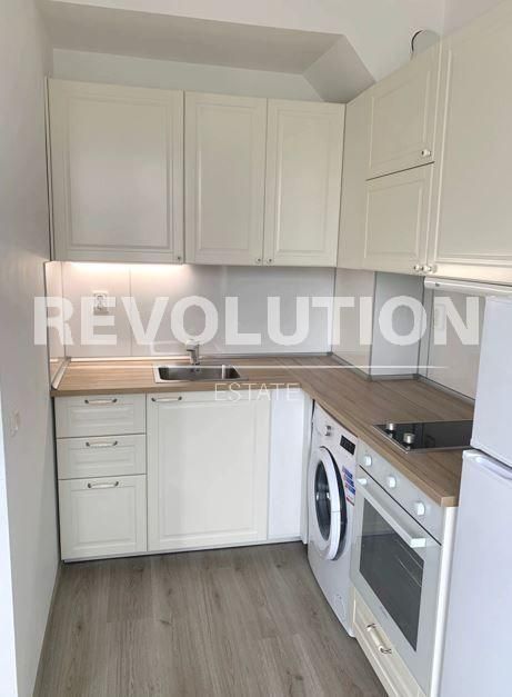 Дава се под наем Двустаен апартамент в Варна, Трошево - 50 кв.м за 448.8 € - Снимка #1