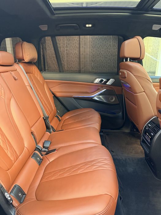 Bmw X7 xDrive60i Full