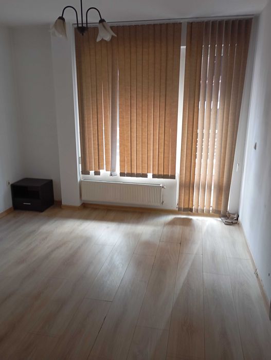 Зона Б–19, Ет.3, 2011год. без преход. 60м2., 50 застроена площ.