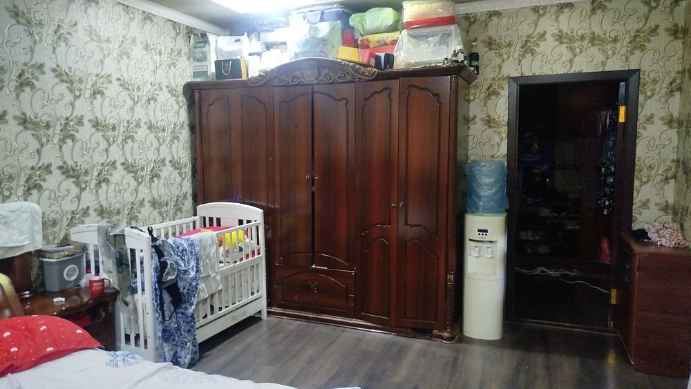 Spalniga komplekt mebel kravat shkaf