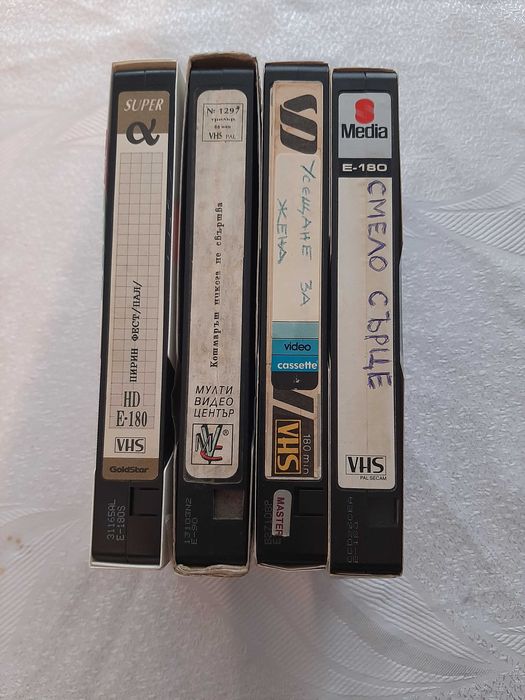 DVD плейър NEO дискове видео касети