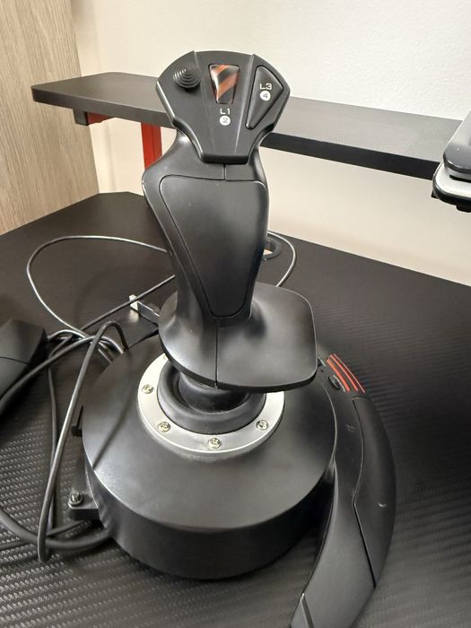 Vând Sistem HOTAS Thrustmaster T.Flight Hotas X